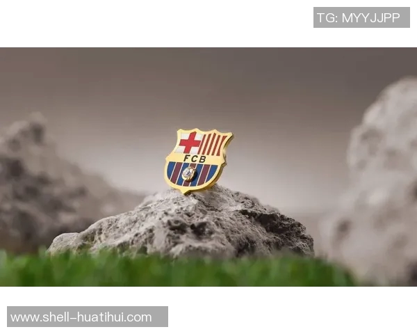 巴萨代表走红毯时,极端法国球迷高喊侮辱性口号的背后:体育与文化冲突的碰撞 巴萨代表走红毯时,极端法国球迷高喊侮辱性口号的背后:体育与文化冲突的碰撞